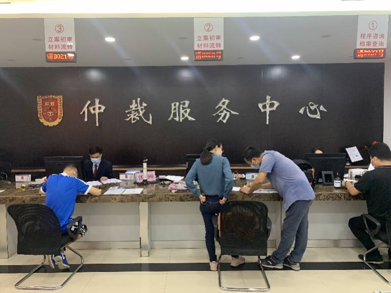 解读合同纠纷律师在现代商业中的作用